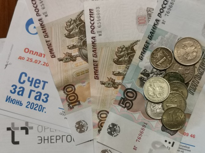 Работающим пенсионерам прибавят пенсию... на 279 рублей.