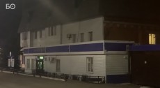 Опубликованы первые кадры с места атаки на отдел полиции в Кукморе