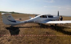 В Бугуруслане у самолета оторвалось колесо.